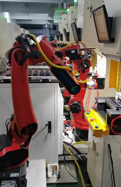 机器人自动化测量与组装线